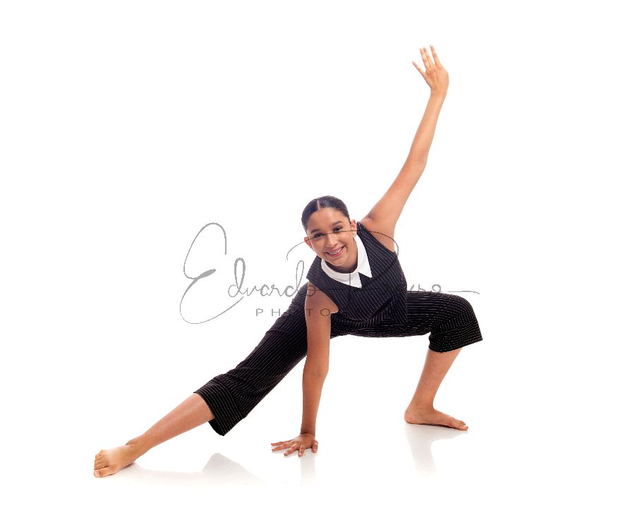 alouettes-dance-academy-recital-2021_173 tainalys flores-1